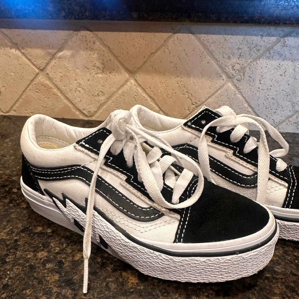 VANS kids Black and White Sneakers size 12.5